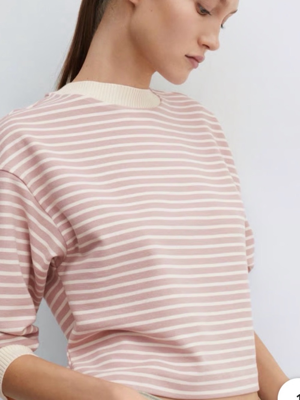 Mango Crewneck Sweatshirt